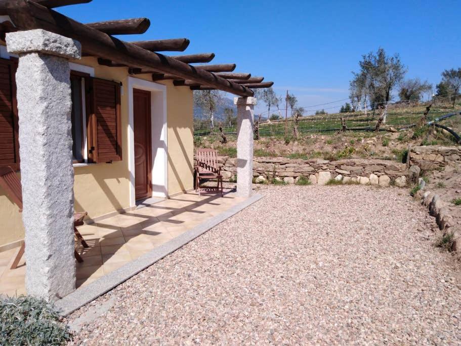 Agriturismo Donnolu Tertenìa Exterior foto